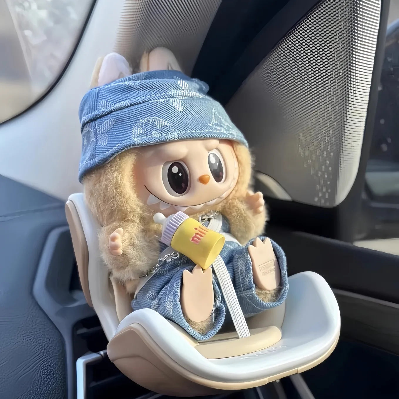 Mini siège de voiture de poupée pour Labubu